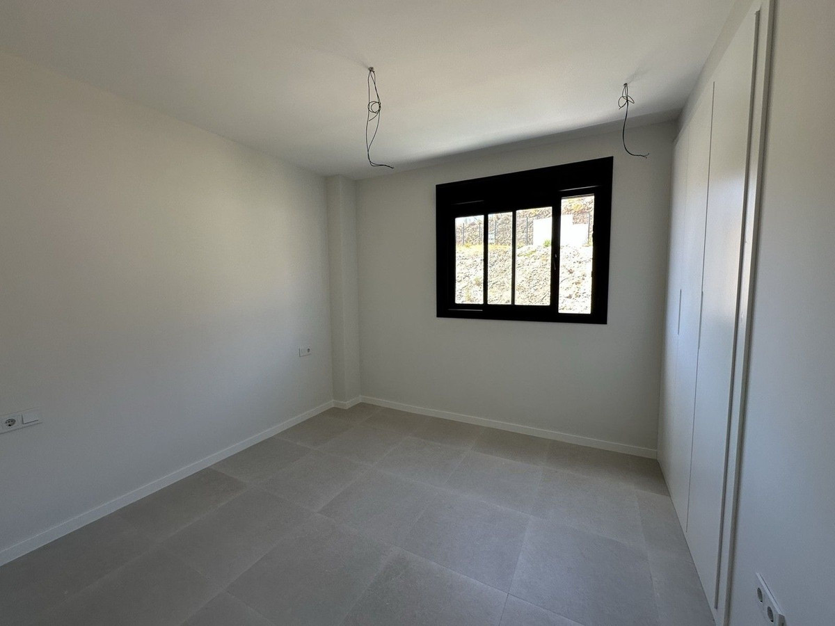 Te koop Middle Floor Apartment Costa Del Sol Rincón De La Victoria € 385.000,-