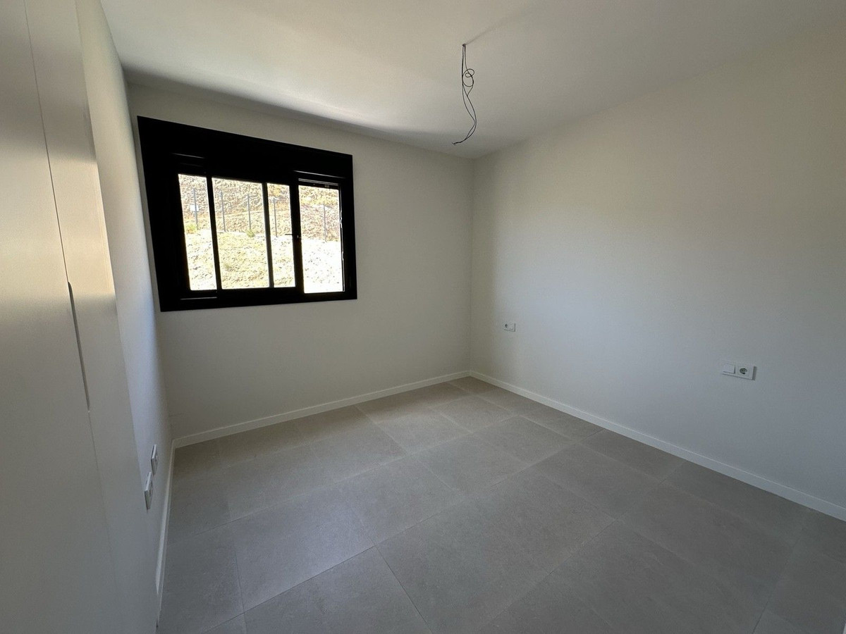 Te koop Middle Floor Apartment Costa Del Sol Rincón De La Victoria € 385.000,-