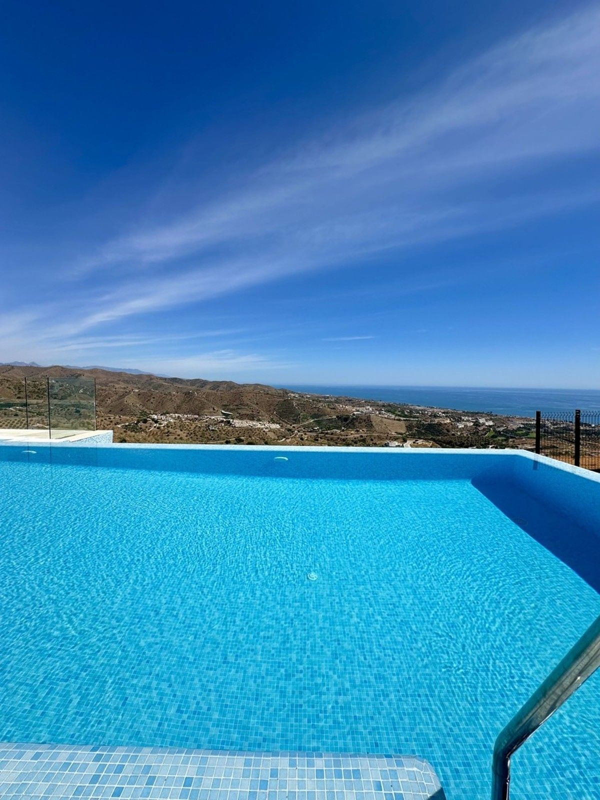 Te koop Middle Floor Apartment Costa Del Sol Rincón De La Victoria € 385.000,-