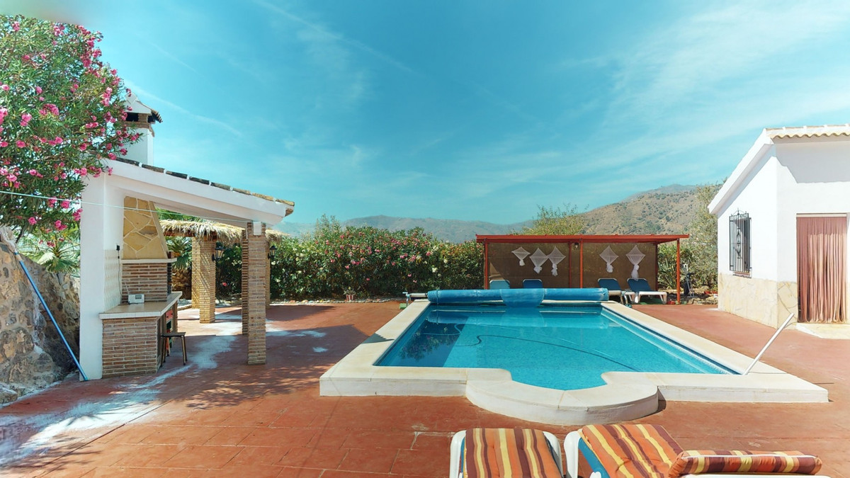 Te koop Vrijstaande Villa Costa Del Sol El Borge € 375.000,-