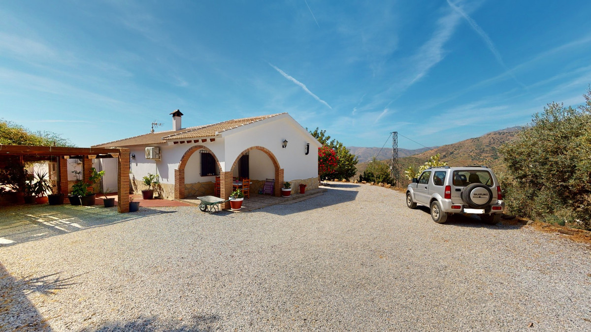 Te koop Vrijstaande Villa Costa Del Sol El Borge € 375.000,-