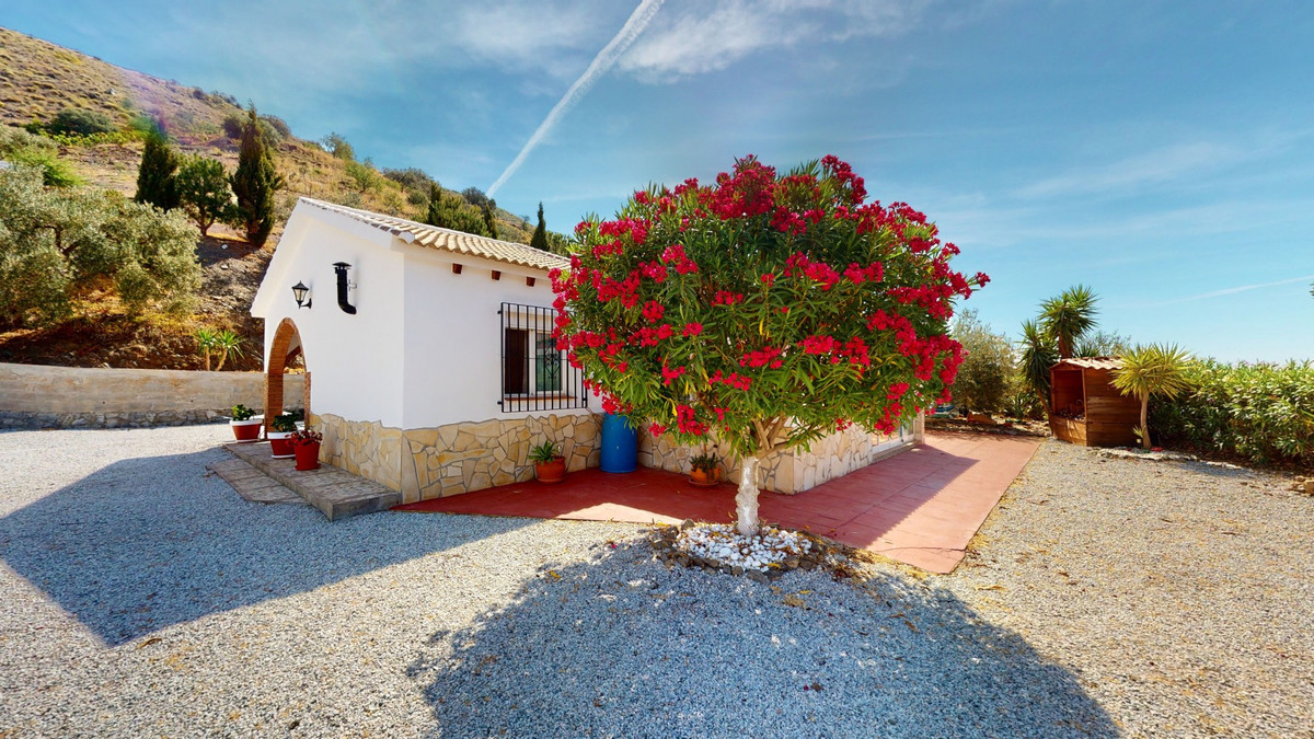 Te koop Vrijstaande Villa Costa Del Sol El Borge € 375.000,-