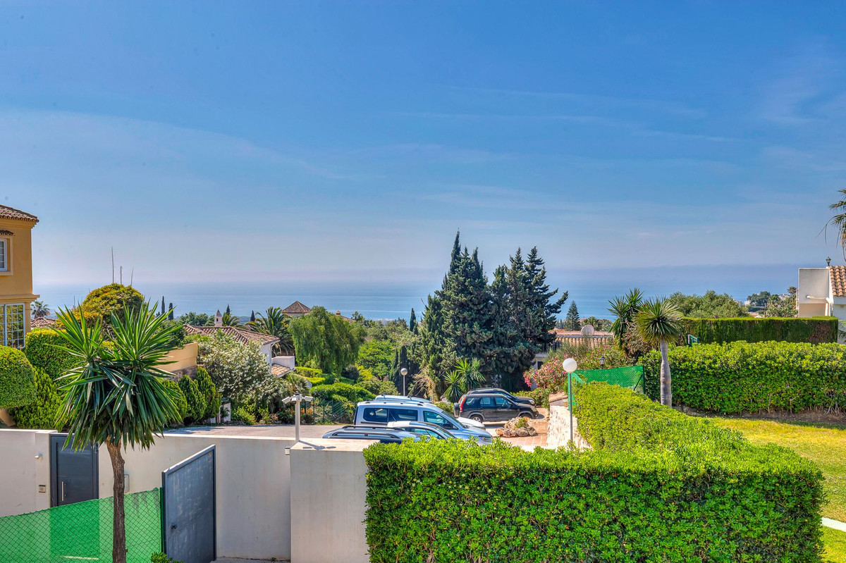 Te koop Herenhuis Costa Del Sol Calahonda € 528.000,-