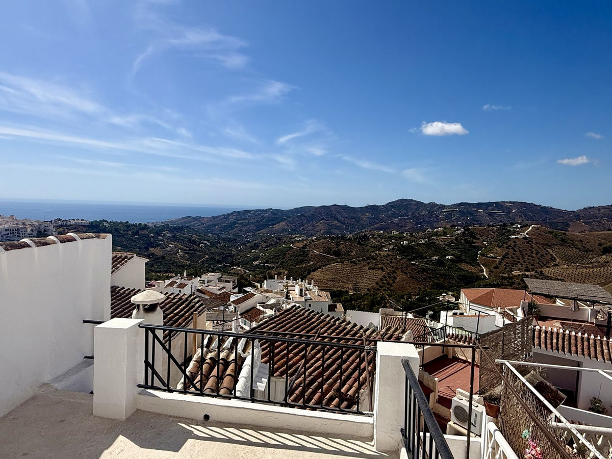 Te koop Herenhuis Costa Del Sol Frigiliana € 295.000,-