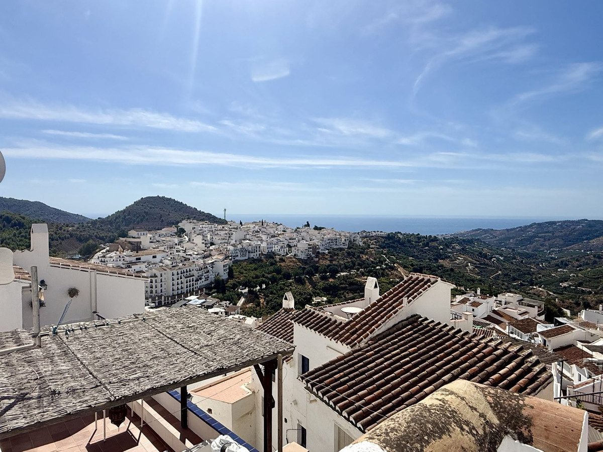 Te koop Herenhuis Costa Del Sol Frigiliana € 295.000,-