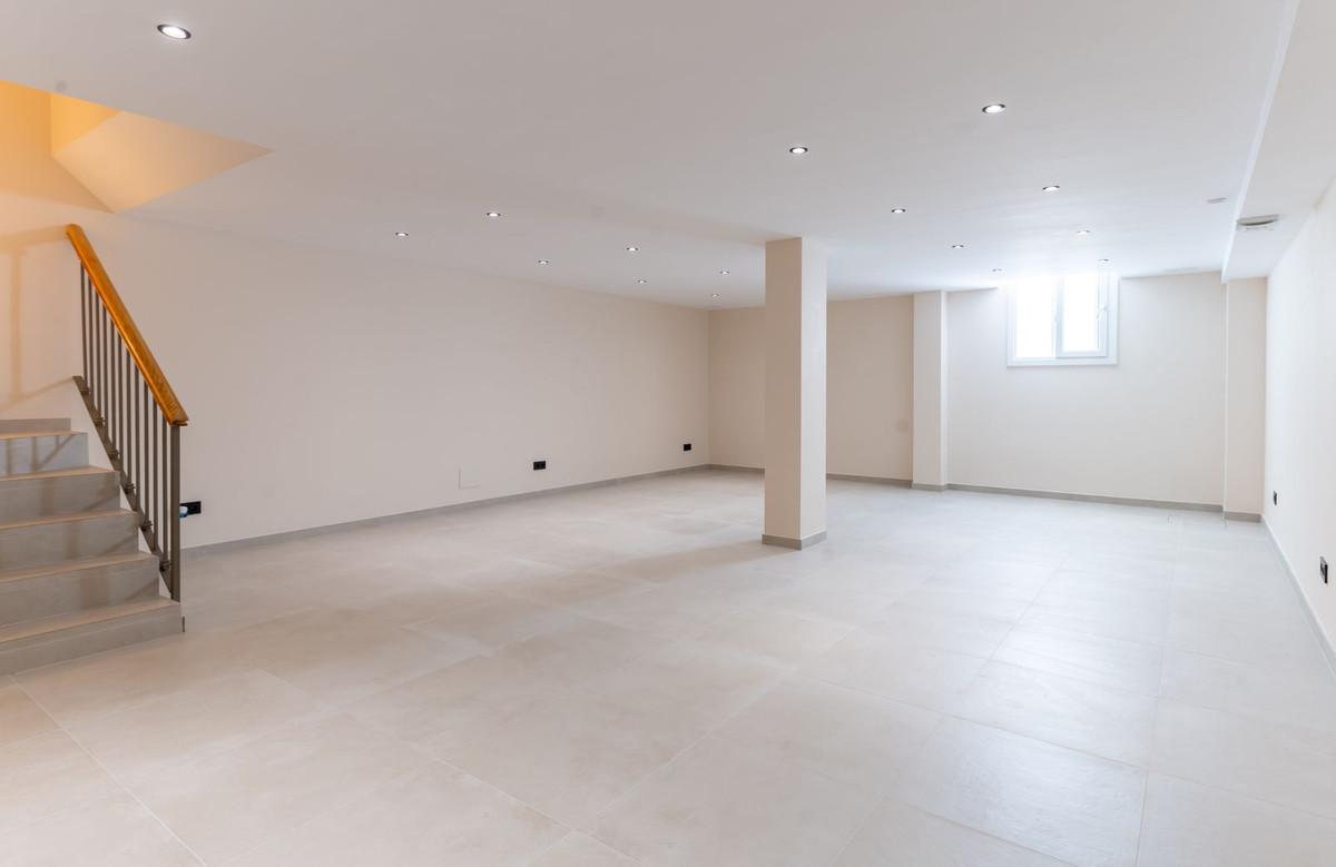 Te koop Herenhuis Costa Del Sol New Golden Mile € 695.000,-