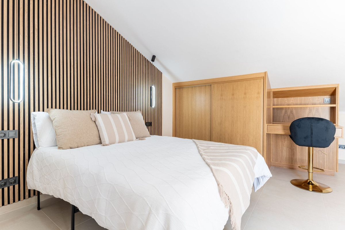 Te koop Herenhuis Costa Del Sol New Golden Mile € 695.000,-