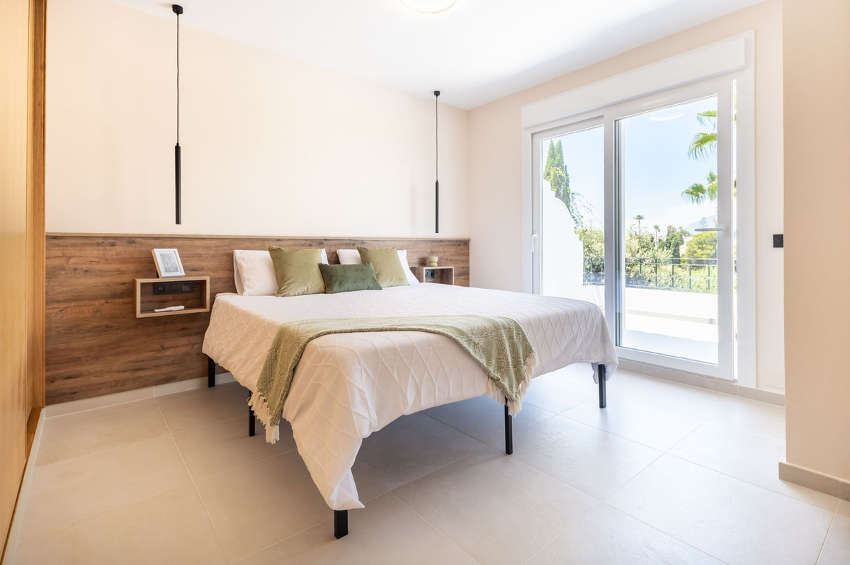 Te koop Herenhuis Costa Del Sol New Golden Mile € 695.000,-