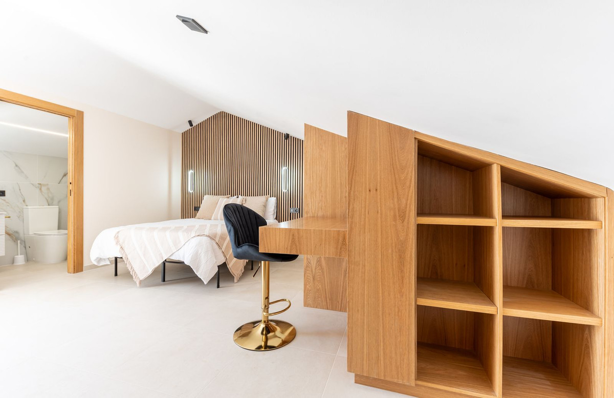 Te koop Herenhuis Costa Del Sol New Golden Mile € 695.000,-