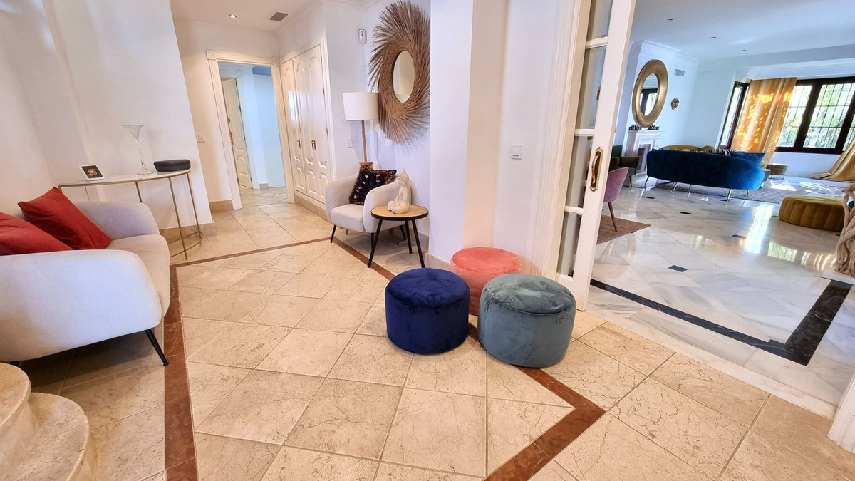 Te koop Vrijstaande Villa Costa Del Sol El Rosario € 2.900.000,-