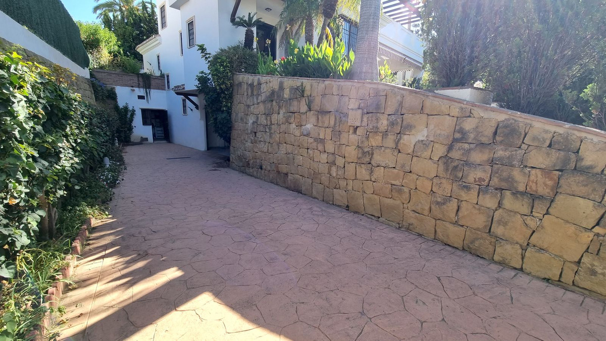 Te koop Vrijstaande Villa Costa Del Sol El Rosario € 2.900.000,-