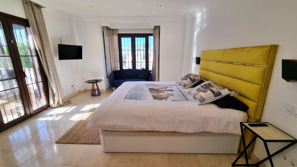 Te koop Vrijstaande Villa Costa Del Sol El Rosario € 2.900.000,-