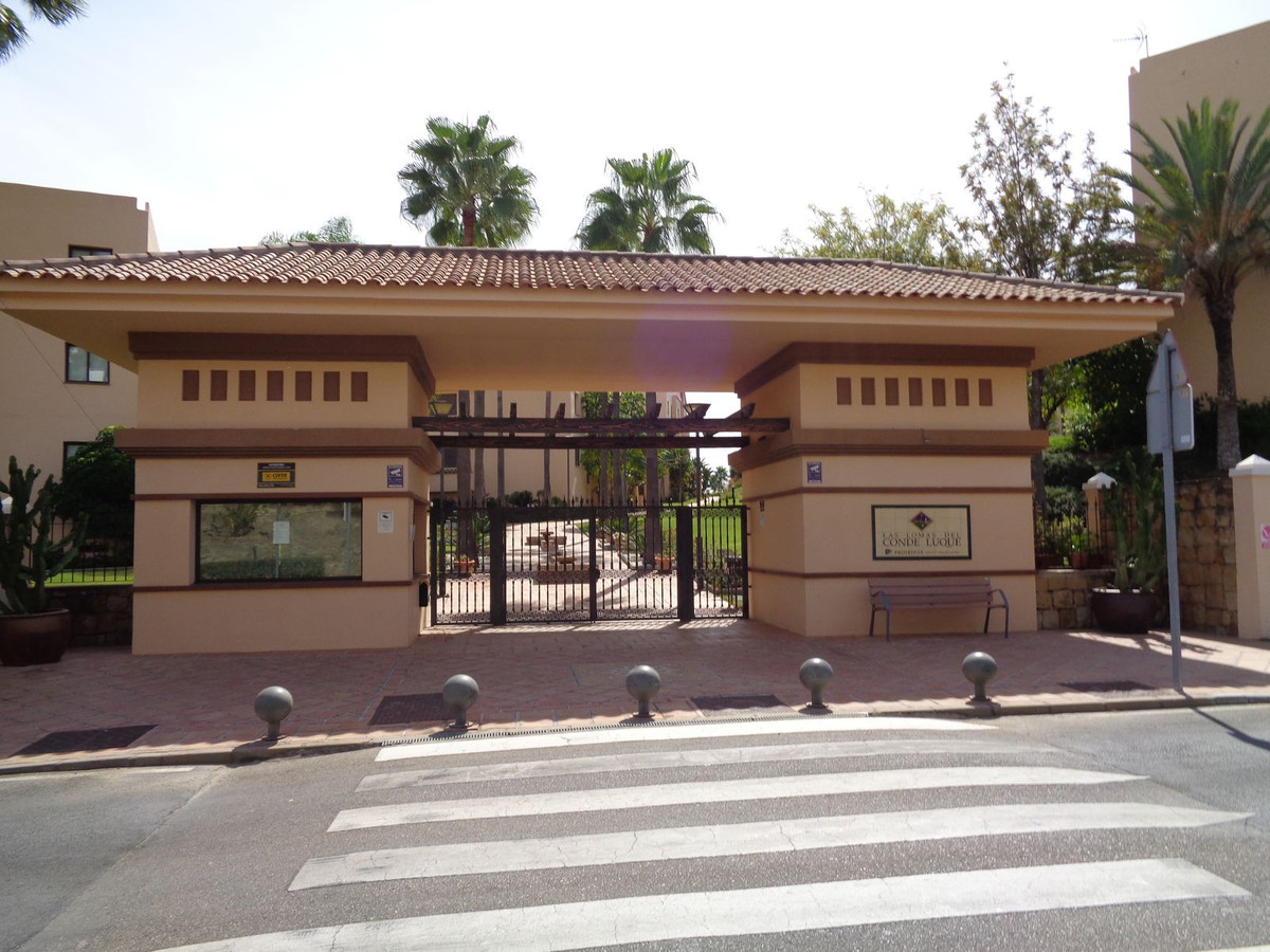 Te koop Middle Floor Apartment Costa Del Sol Benahavís € 469.000,-