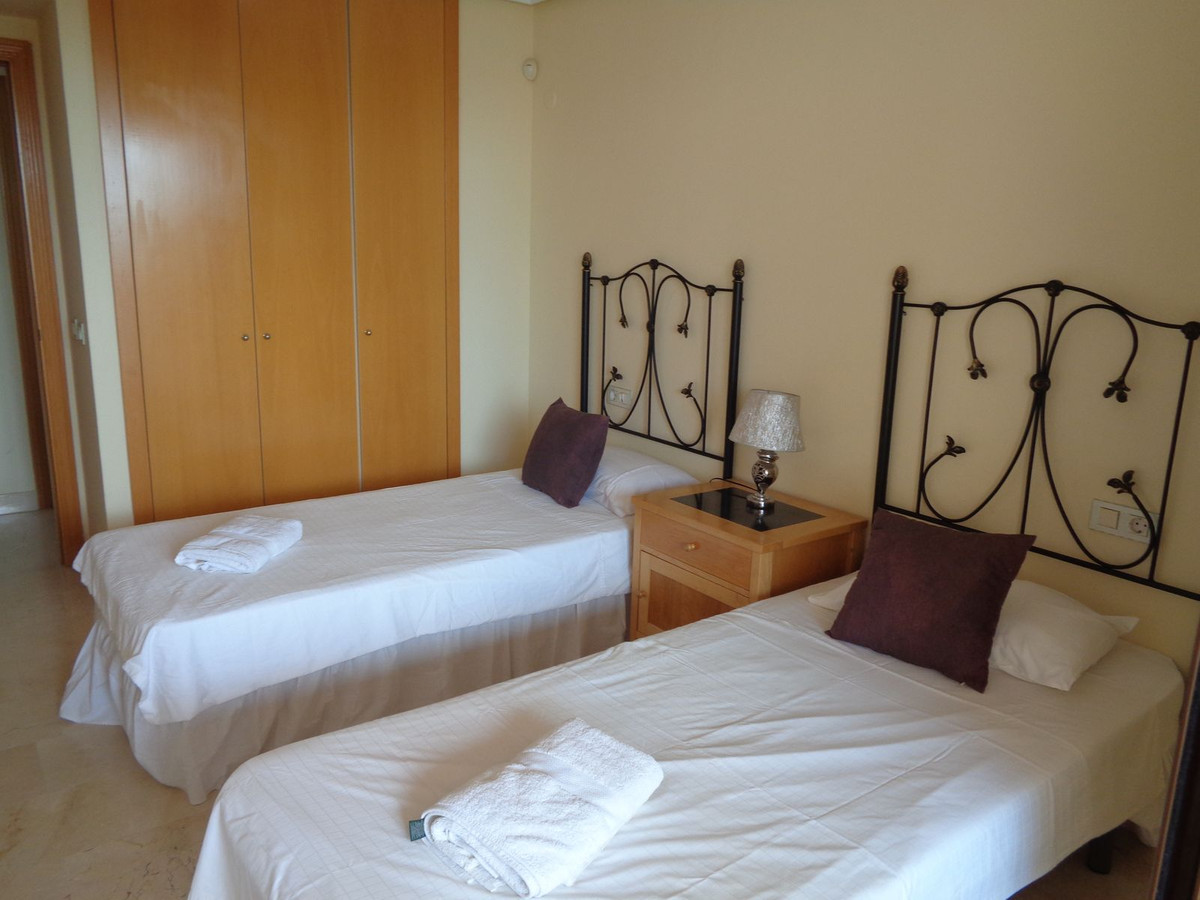 Te koop Middle Floor Apartment Costa Del Sol Benahavís € 469.000,-