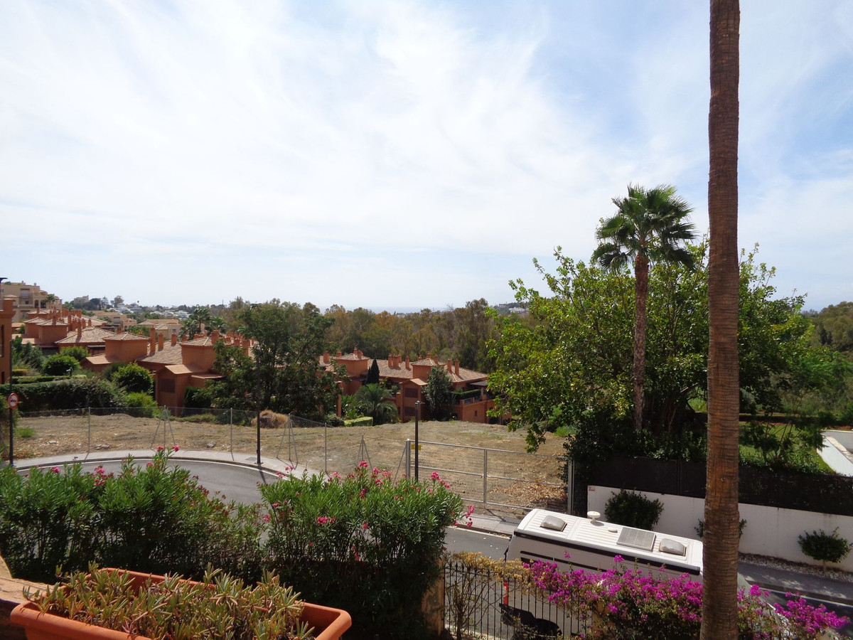 Te koop Middle Floor Apartment Costa Del Sol Benahavís € 469.000,-