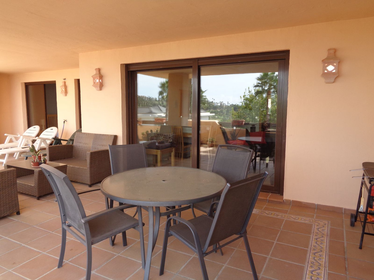 Te koop Middle Floor Apartment Costa Del Sol Benahavís € 469.000,-