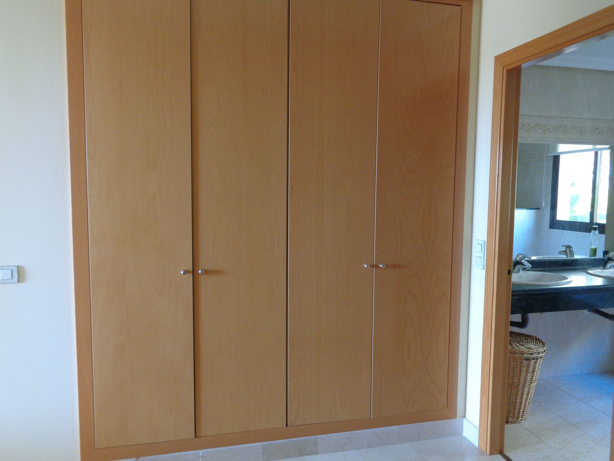 Te koop Middle Floor Apartment Costa Del Sol Benahavís € 469.000,-