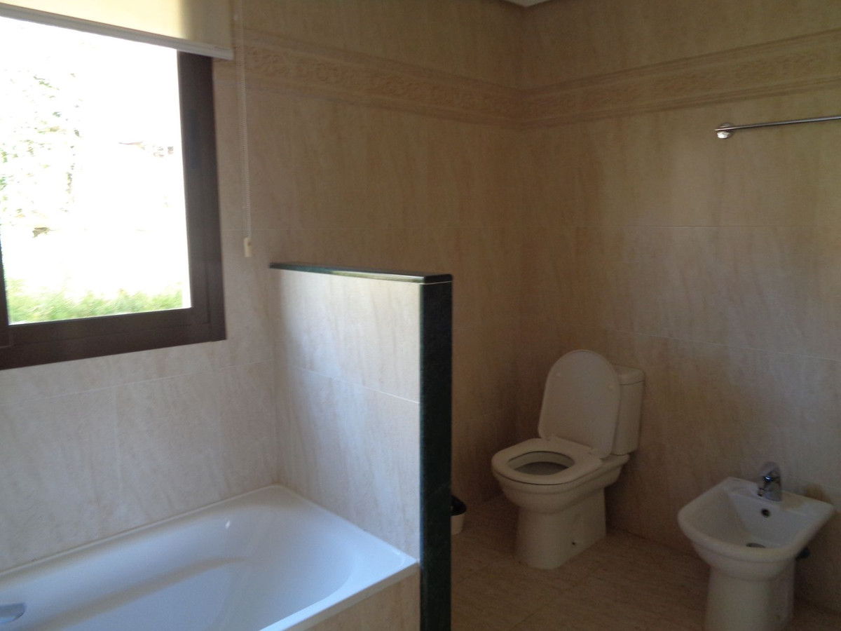Te koop Middle Floor Apartment Costa Del Sol Benahavís € 469.000,-