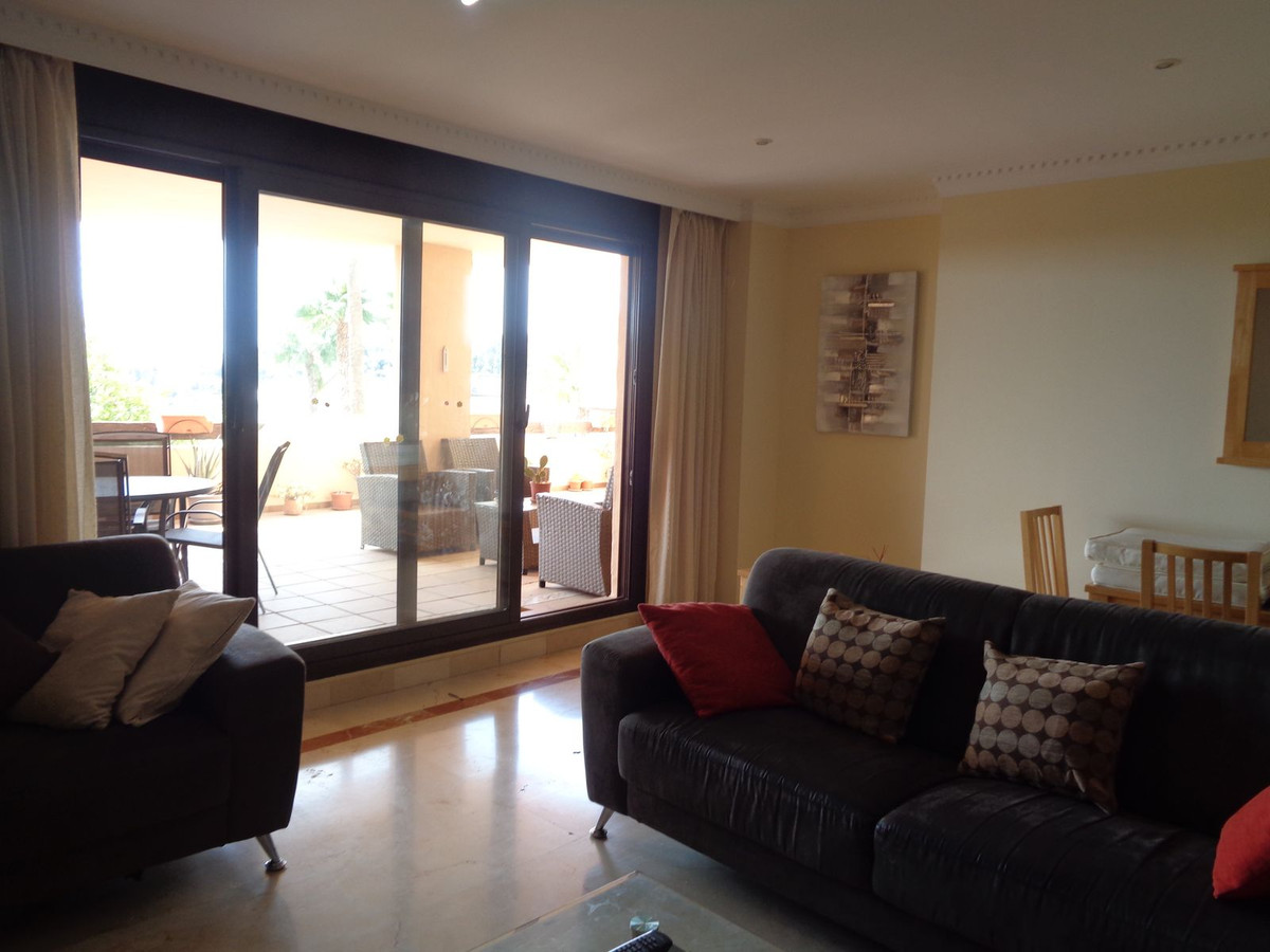 Te koop Middle Floor Apartment Costa Del Sol Benahavís € 469.000,-