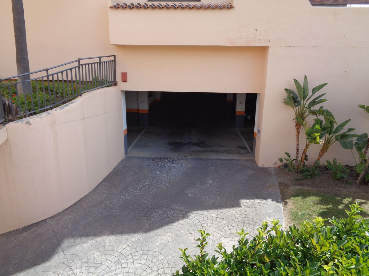 Te koop Middle Floor Apartment Costa Del Sol Benahavís € 469.000,-