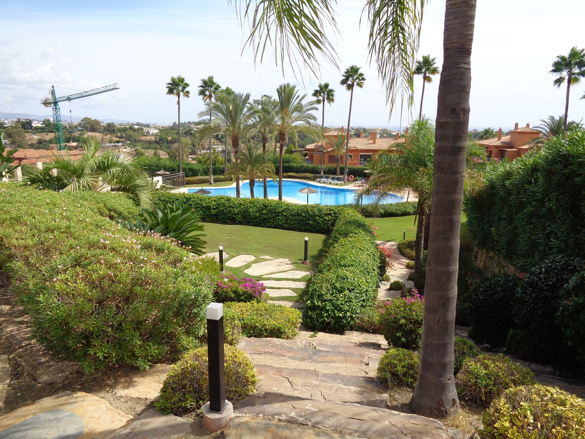 Te koop Middle Floor Apartment Costa Del Sol Benahavís € 469.000,-