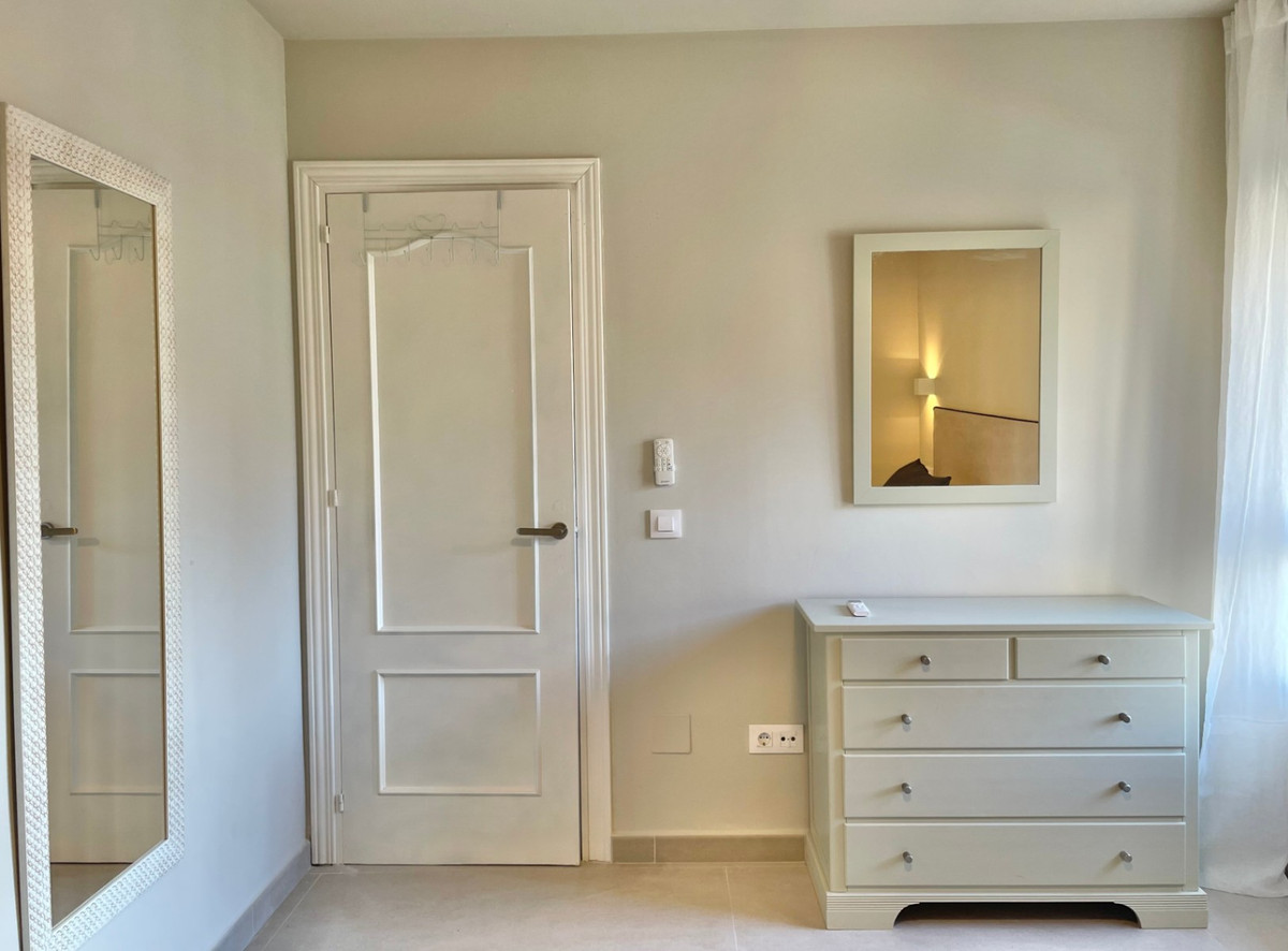 Te koop Middle Floor Apartment Costa Del Sol Málaga € 289.000,-