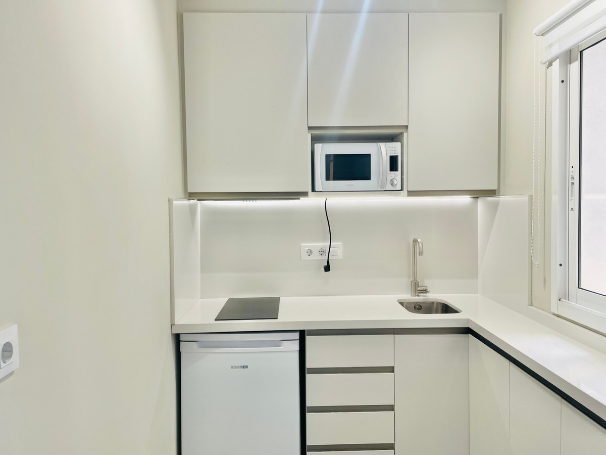 Te koop Middle Floor Apartment Costa Del Sol Málaga € 289.000,-