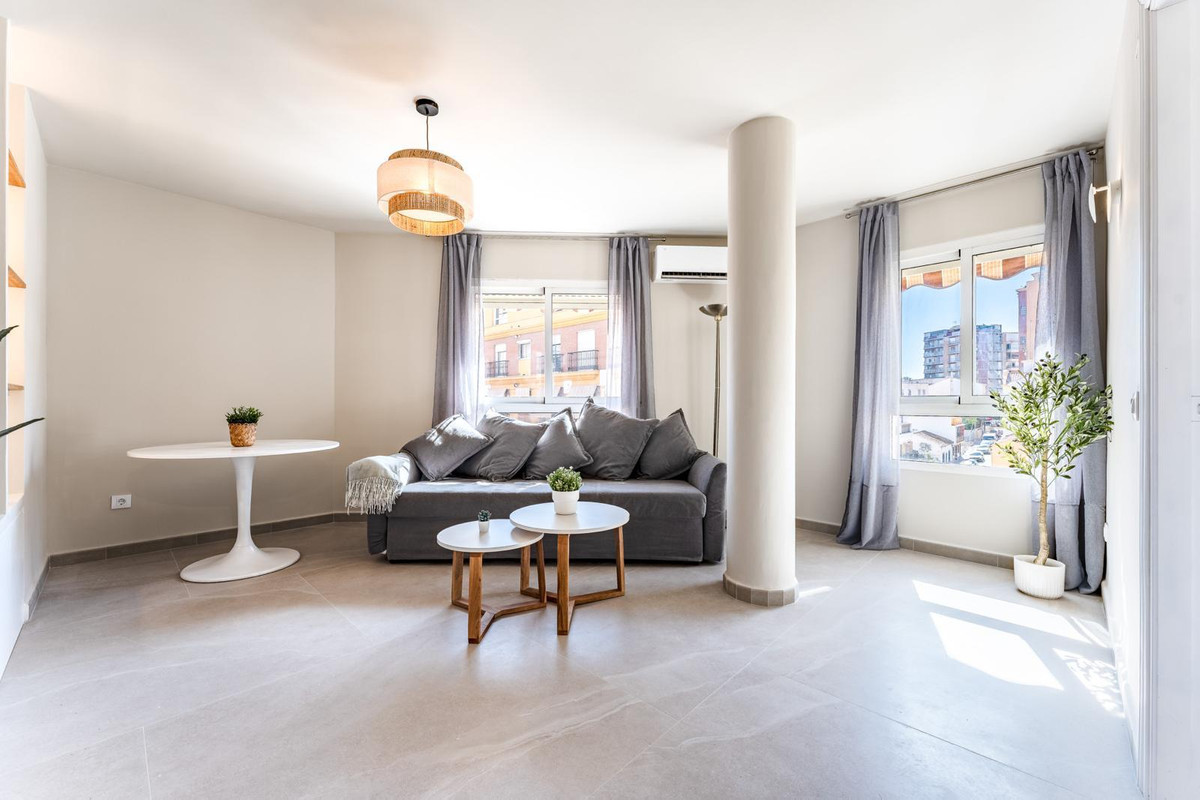 Te koop Middle Floor Apartment Costa Del Sol Málaga € 289.000,-