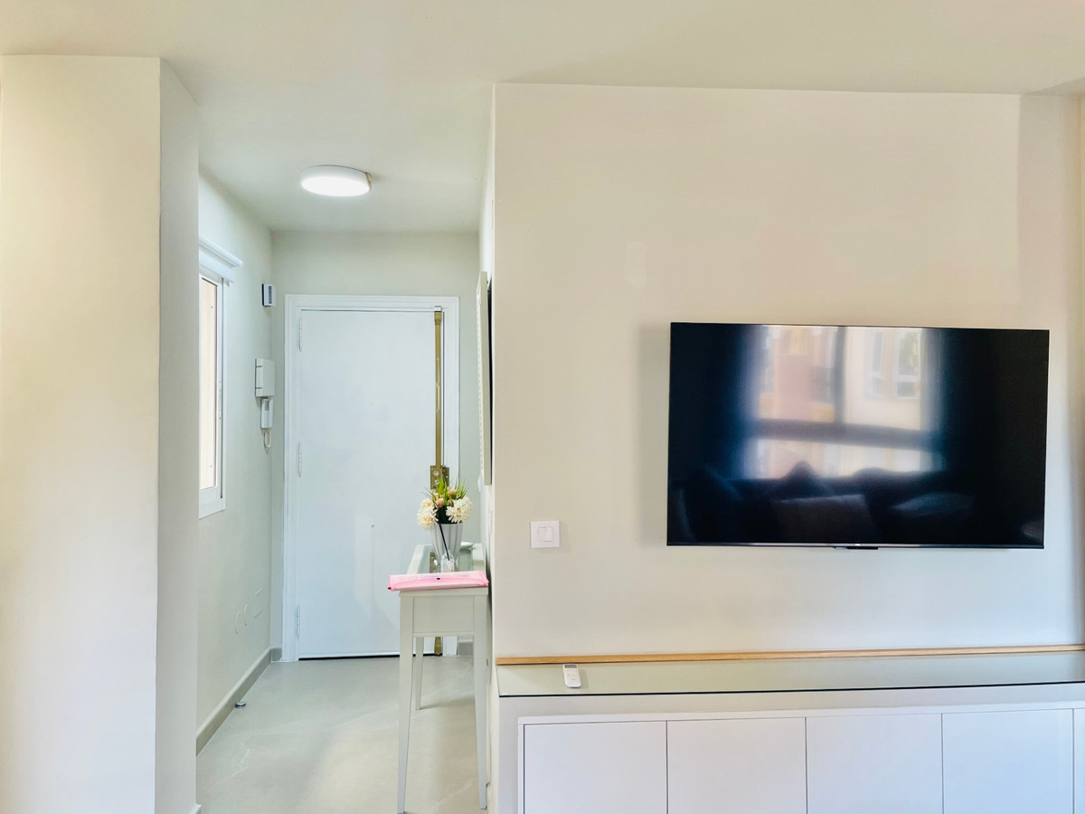 Te koop Middle Floor Apartment Costa Del Sol Málaga € 289.000,-