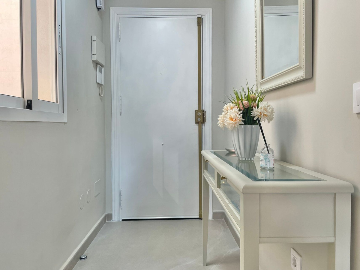 Te koop Middle Floor Apartment Costa Del Sol Málaga € 289.000,-