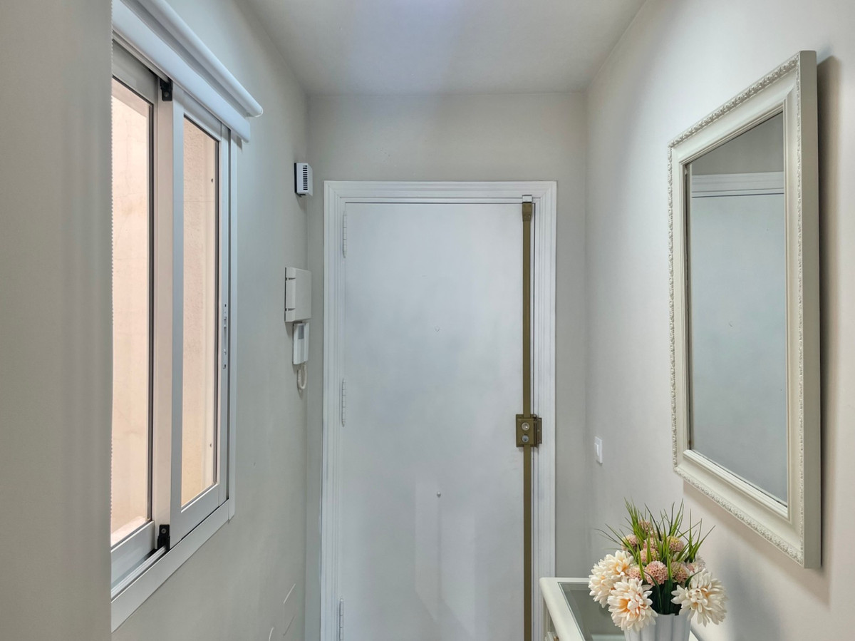 Te koop Middle Floor Apartment Costa Del Sol Málaga € 289.000,-