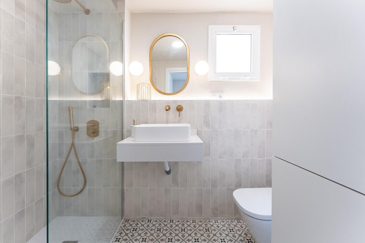 Te koop Middle Floor Apartment Costa Del Sol Málaga € 289.000,-