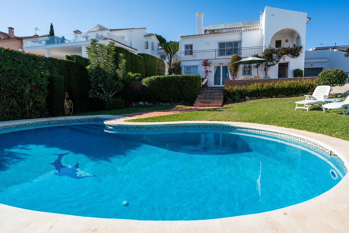 Te koop Vrijstaande Villa Costa Del Sol Benalmadena € 995.000,-