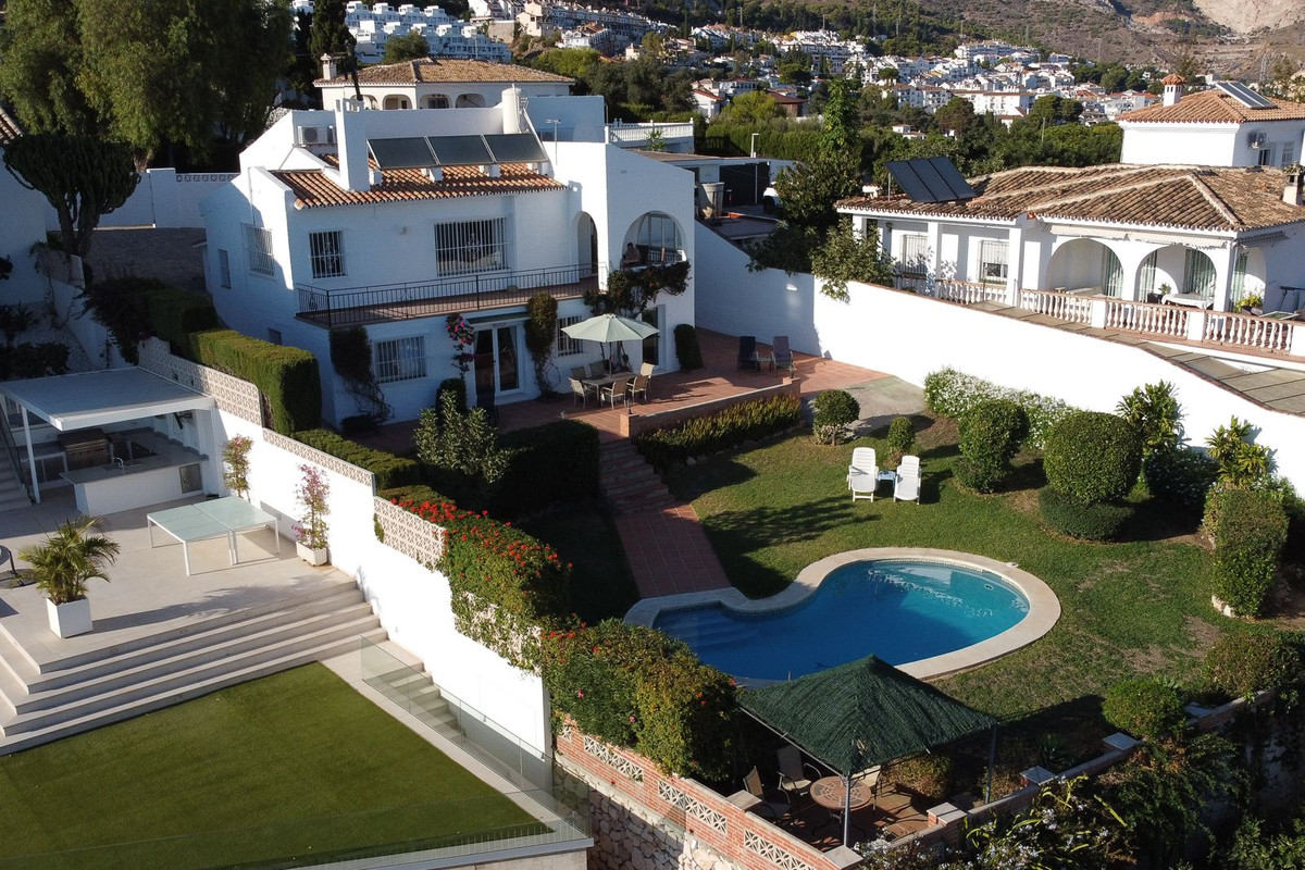 Te koop Vrijstaande Villa Costa Del Sol Benalmadena € 995.000,-