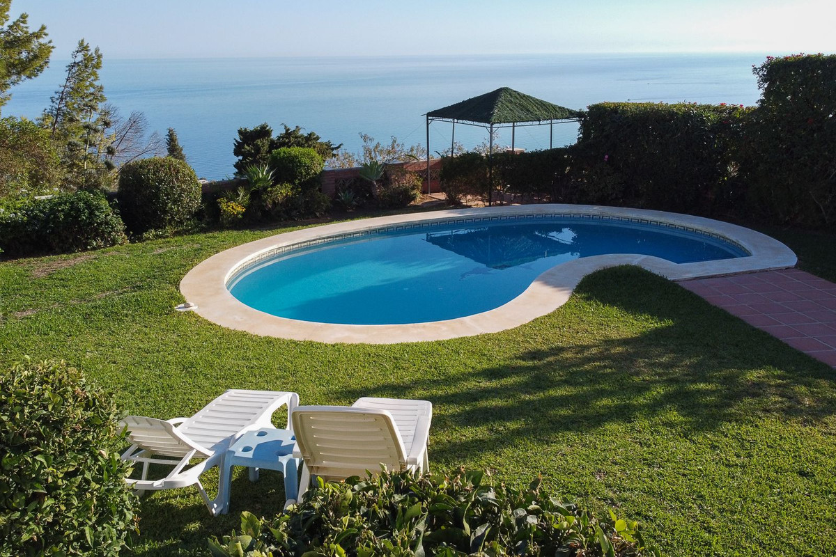 Te koop Vrijstaande Villa Costa Del Sol Benalmadena € 995.000,-