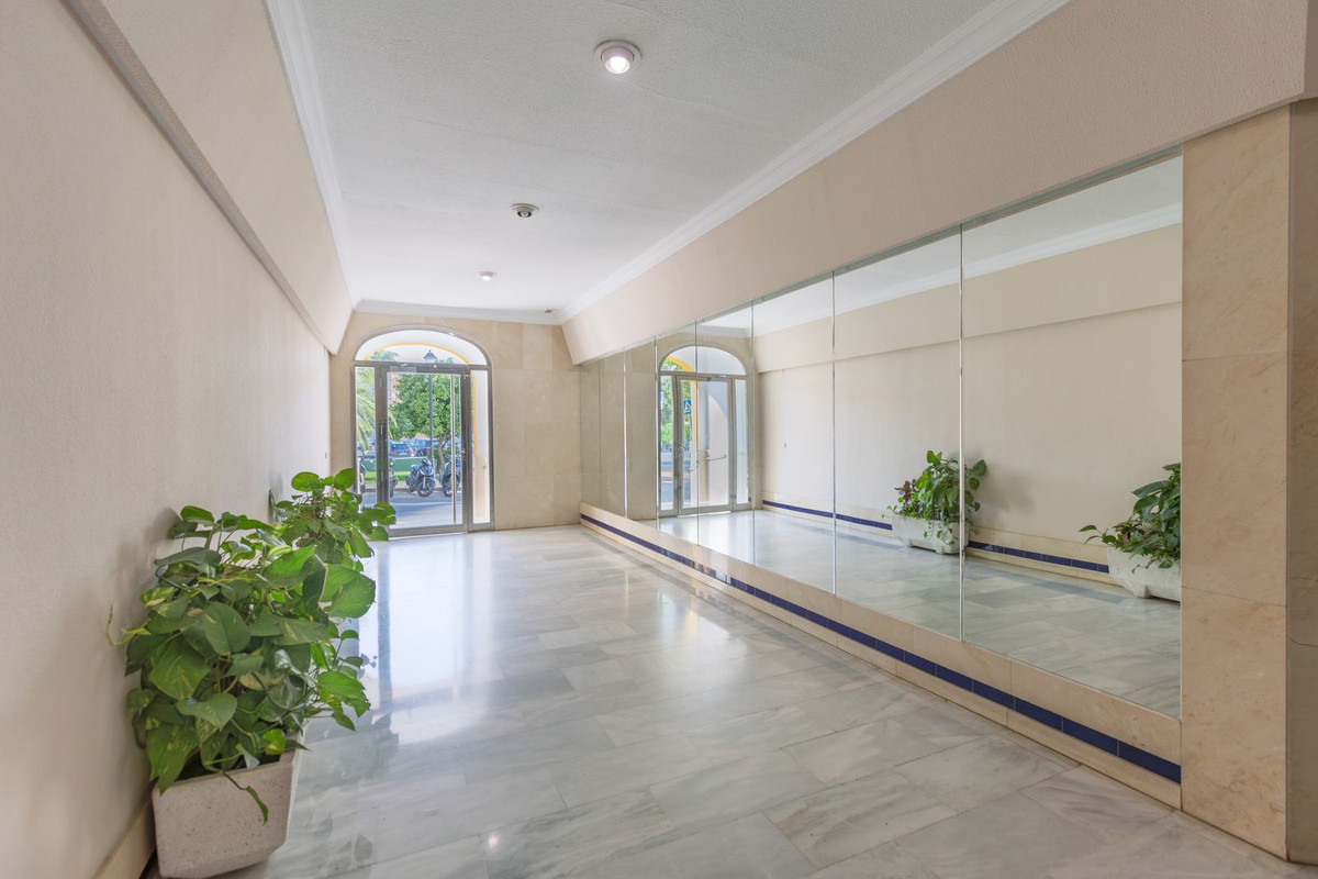 Te koop Middle Floor Apartment Costa Del Sol Fuengirola € 369.000,-