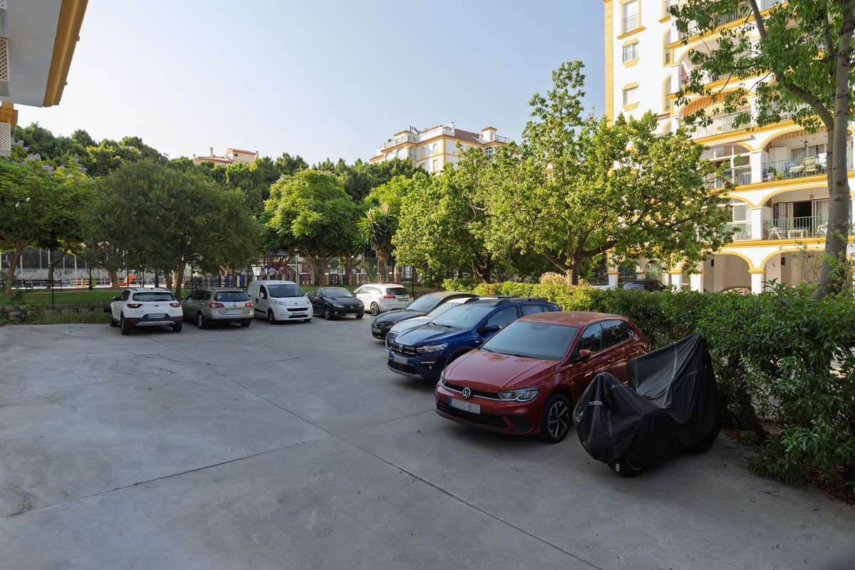 Te koop Middle Floor Apartment Costa Del Sol Fuengirola € 369.000,-