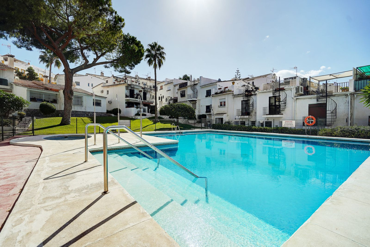 Te koop Herenhuis Costa Del Sol Marbella € 325.000,-