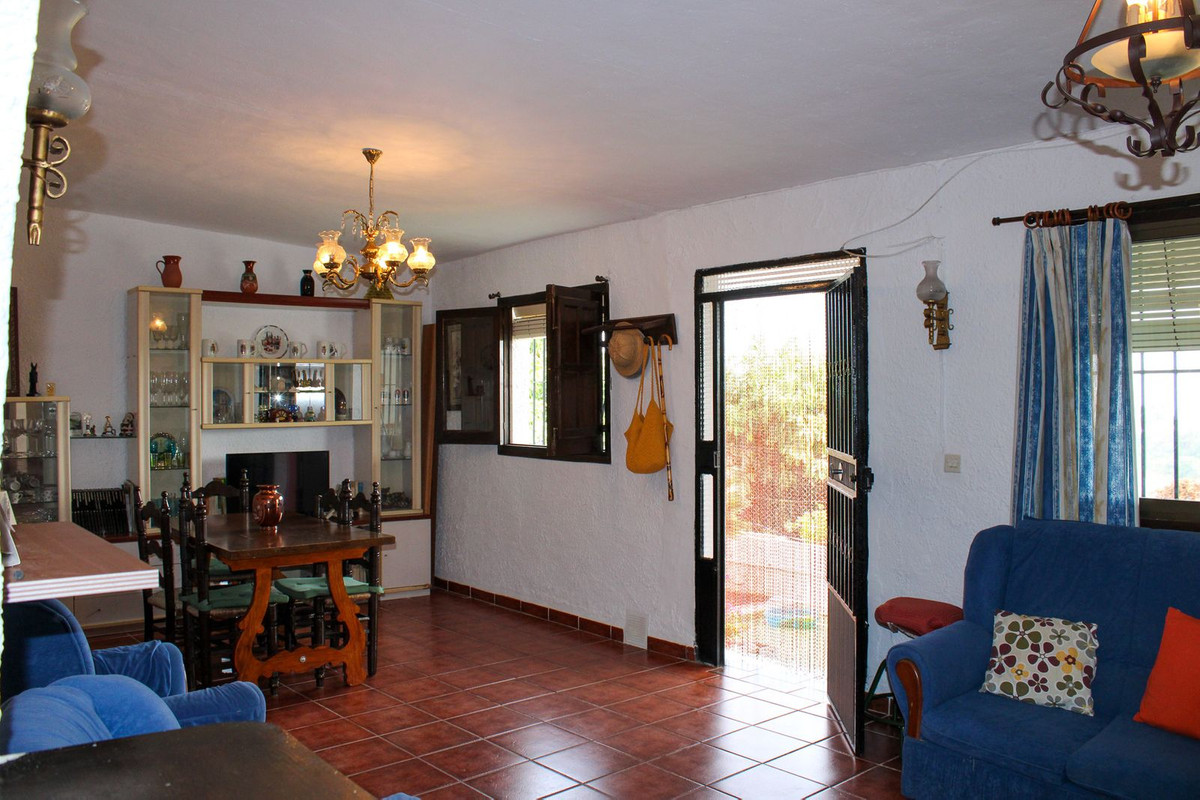 Te koop Vrijstaande Villa Costa Del Sol Nerja € 349.000,-