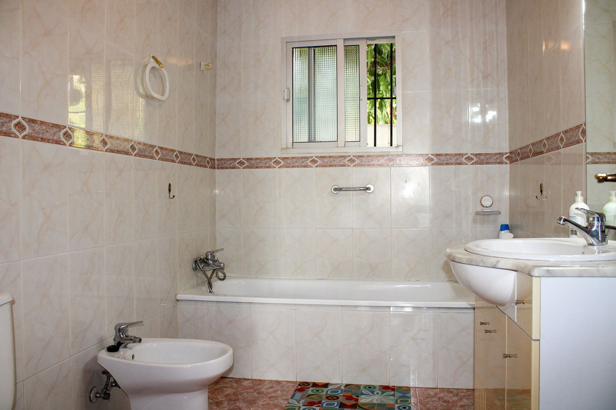 Te koop Vrijstaande Villa Costa Del Sol Nerja € 349.000,-