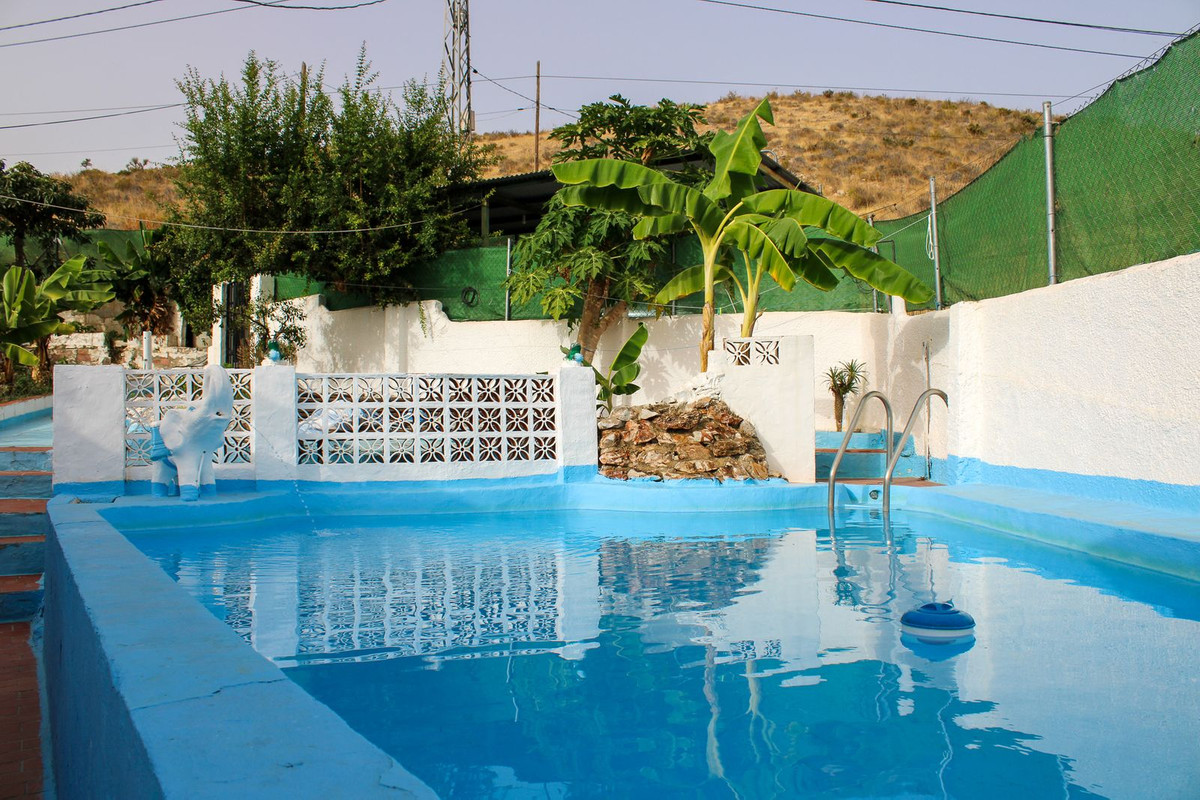 Te koop Vrijstaande Villa Costa Del Sol Nerja € 349.000,-