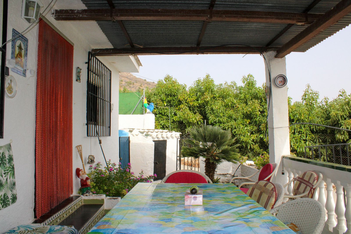 Te koop Vrijstaande Villa Costa Del Sol Nerja € 349.000,-