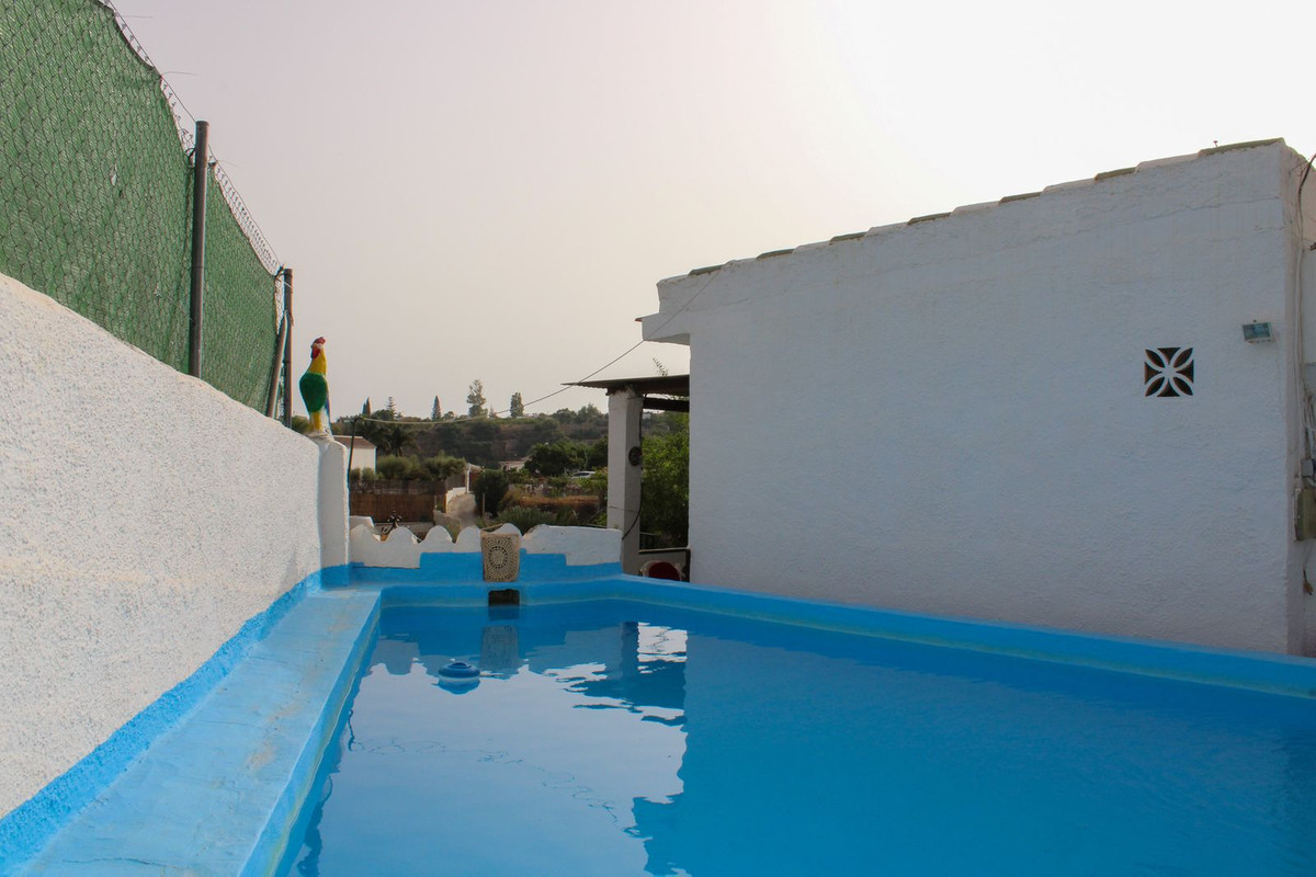 Te koop Vrijstaande Villa Costa Del Sol Nerja € 349.000,-