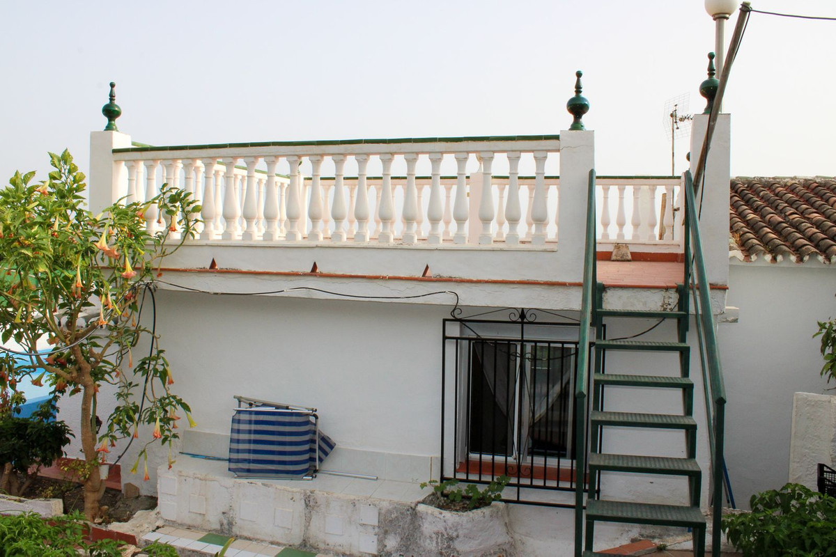 Te koop Vrijstaande Villa Costa Del Sol Nerja € 349.000,-