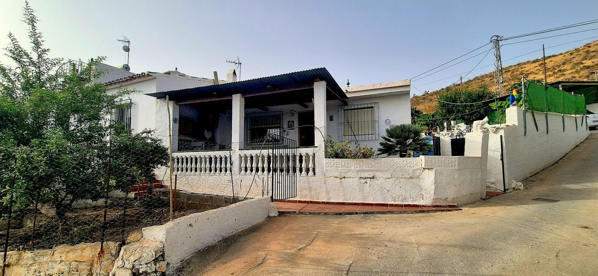 Te koop Vrijstaande Villa Costa Del Sol Nerja € 349.000,-