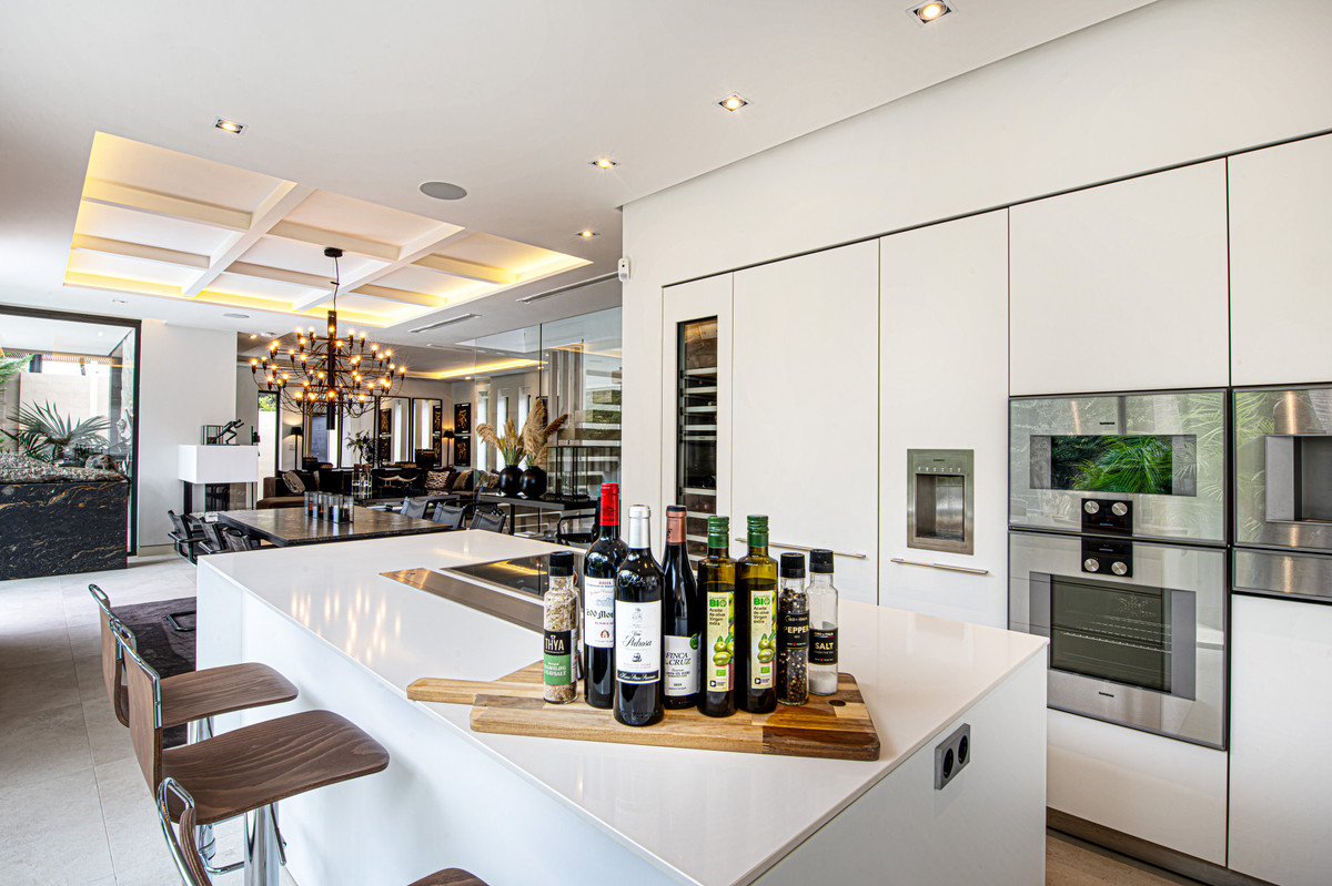 Te koop Vrijstaande Villa Costa Del Sol The Golden Mile € 5.450.000,-