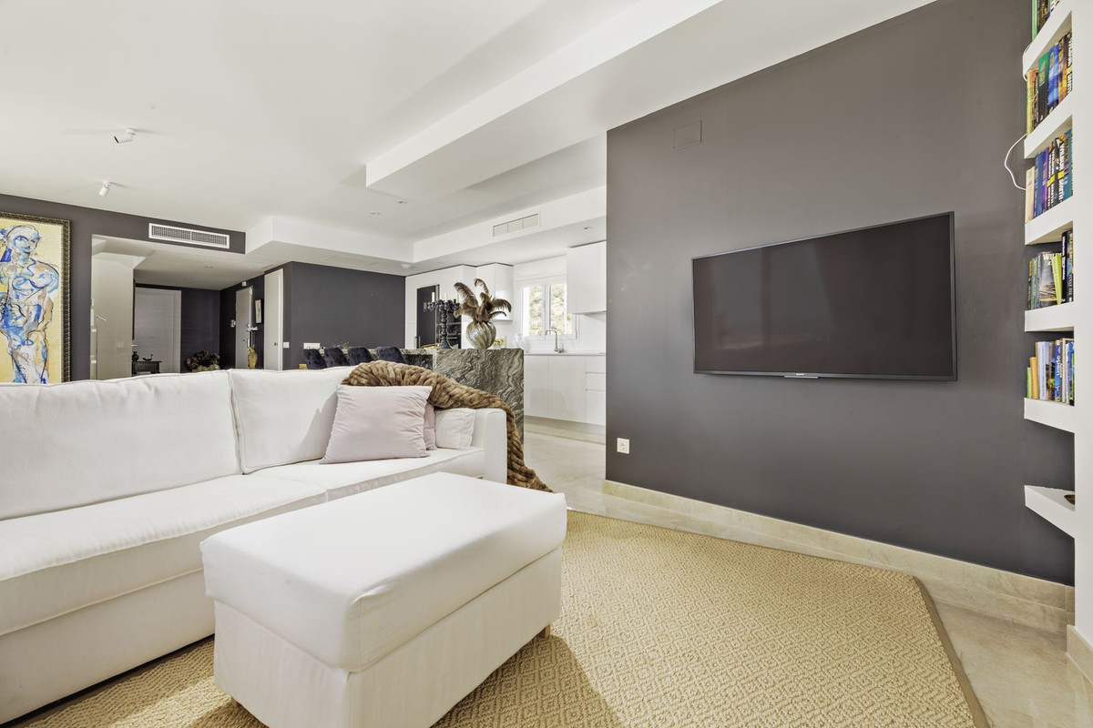 Te koop Penthouse Duplex Costa Del Sol Altos De Los Monteros € 980.000,-