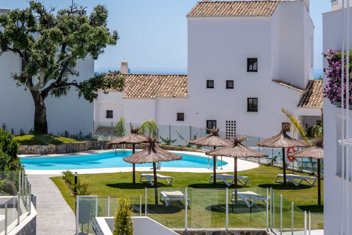Te koop Penthouse Duplex Costa Del Sol Altos De Los Monteros € 980.000,-