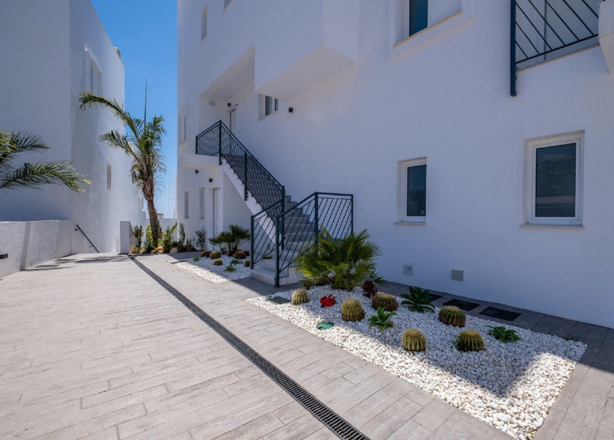 Te koop Penthouse Duplex Costa Del Sol Altos De Los Monteros € 980.000,-