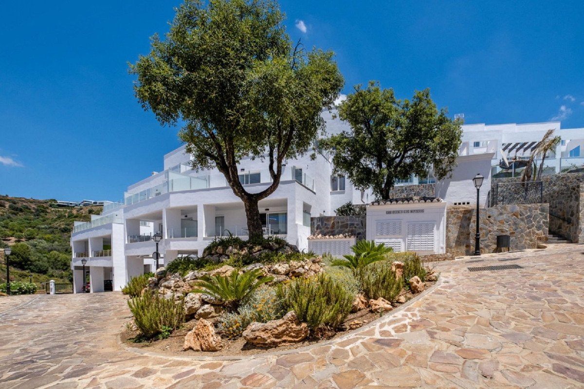 Te koop Penthouse Duplex Costa Del Sol Altos De Los Monteros € 980.000,-